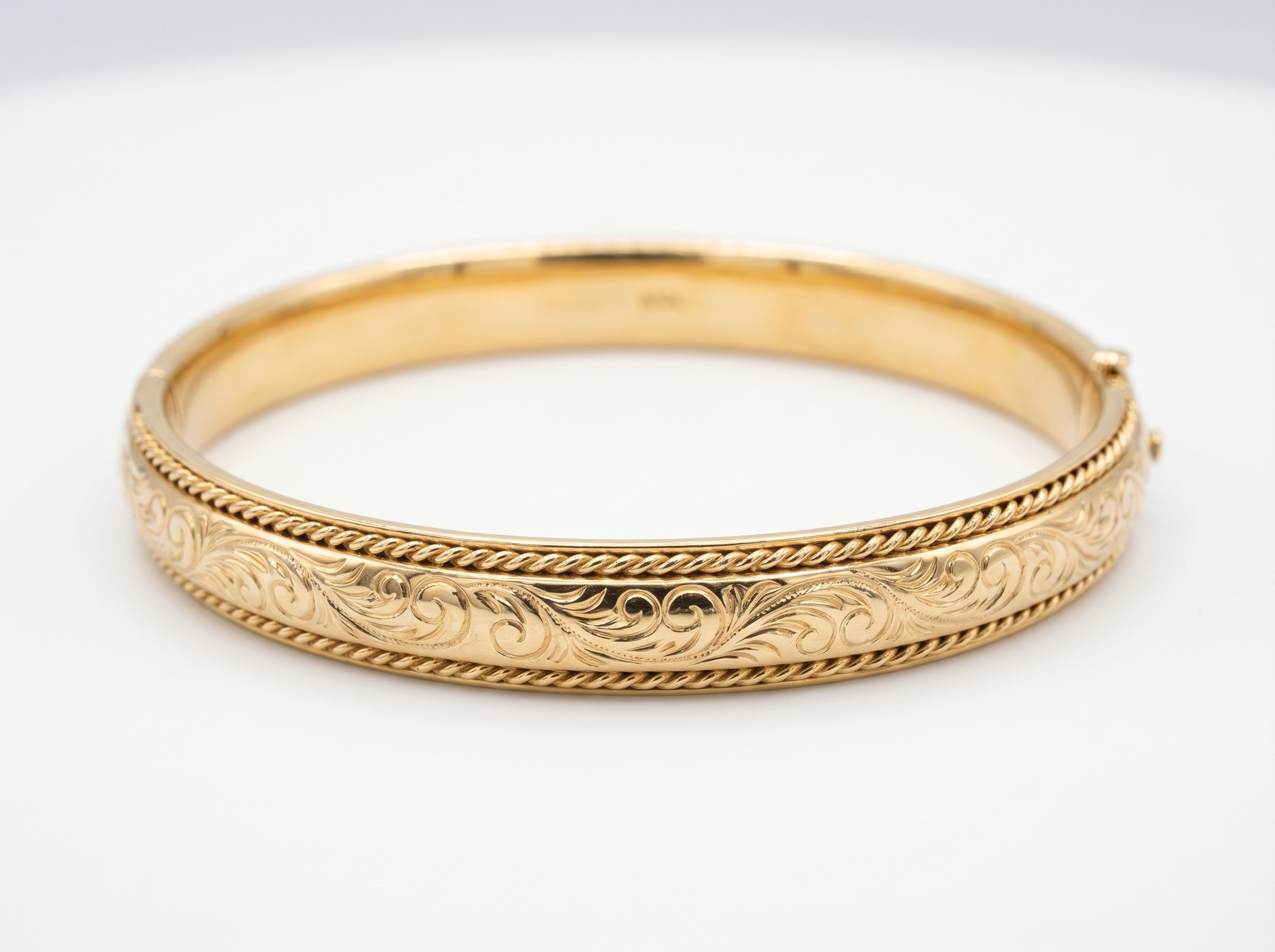 14K gold bangle bracelet