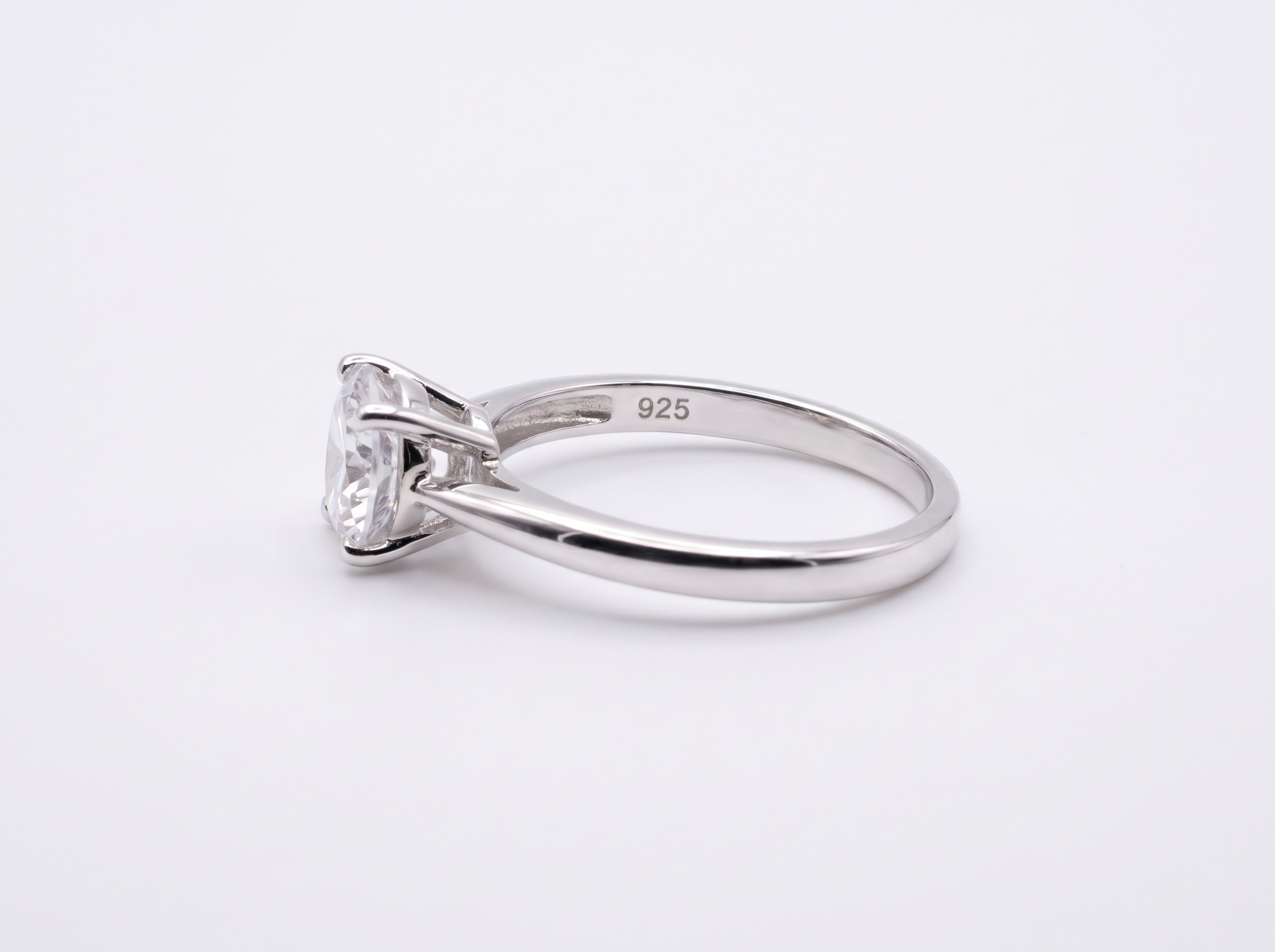 925 sterling silver ring with CZ stone